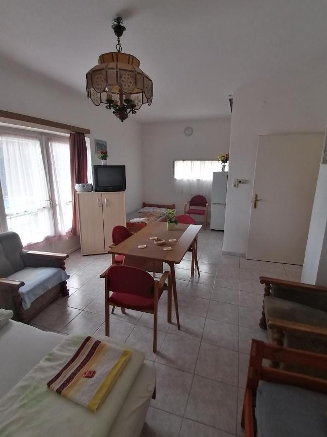 Kekturas-Tora Nyilo Badacsonyi Privat Berlemeny Apartment Badacsonytomaj Exterior photo