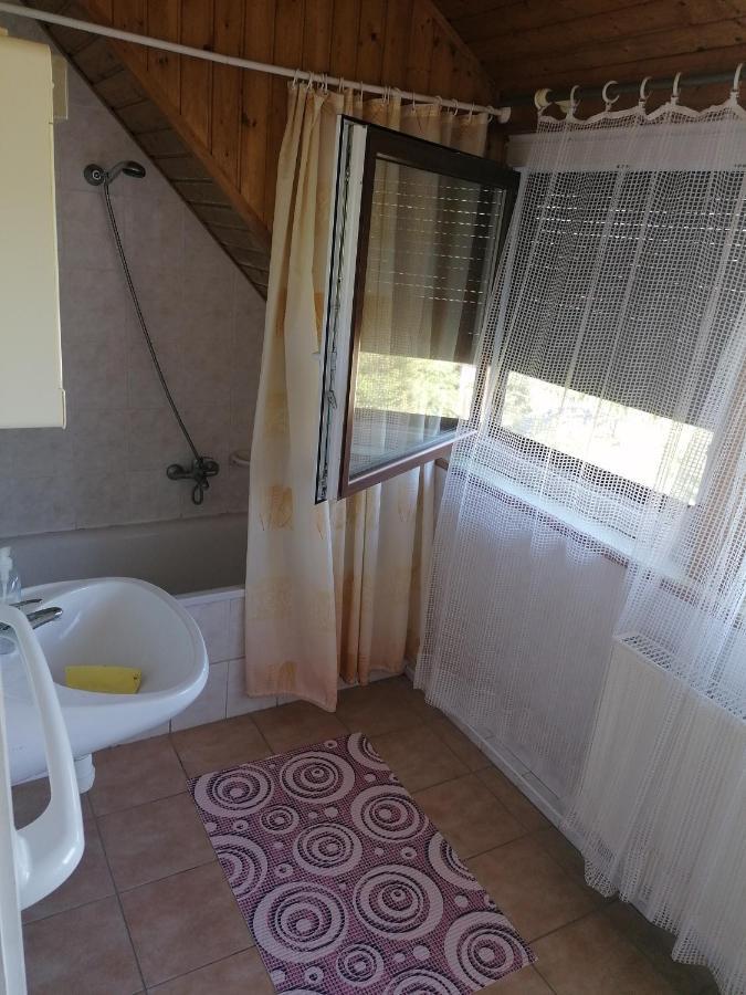 Kekturas-Tora Nyilo Badacsonyi Privat Berlemeny Apartment Badacsonytomaj Exterior photo