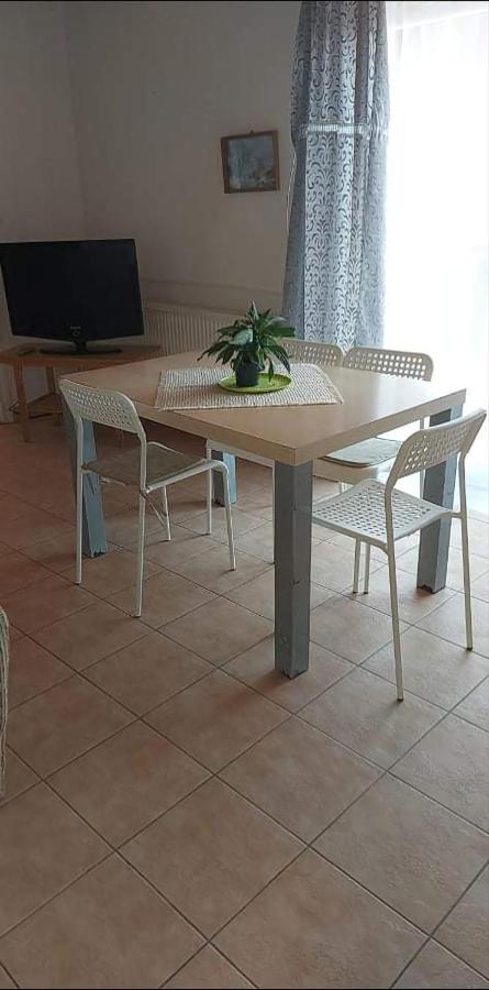 Kekturas-Tora Nyilo Badacsonyi Privat Berlemeny Apartment Badacsonytomaj Exterior photo