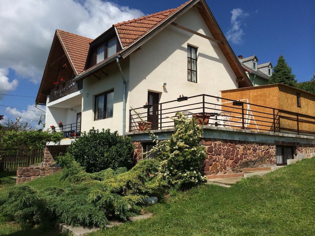Kekturas-Tora Nyilo Badacsonyi Privat Berlemeny Apartment Badacsonytomaj Exterior photo